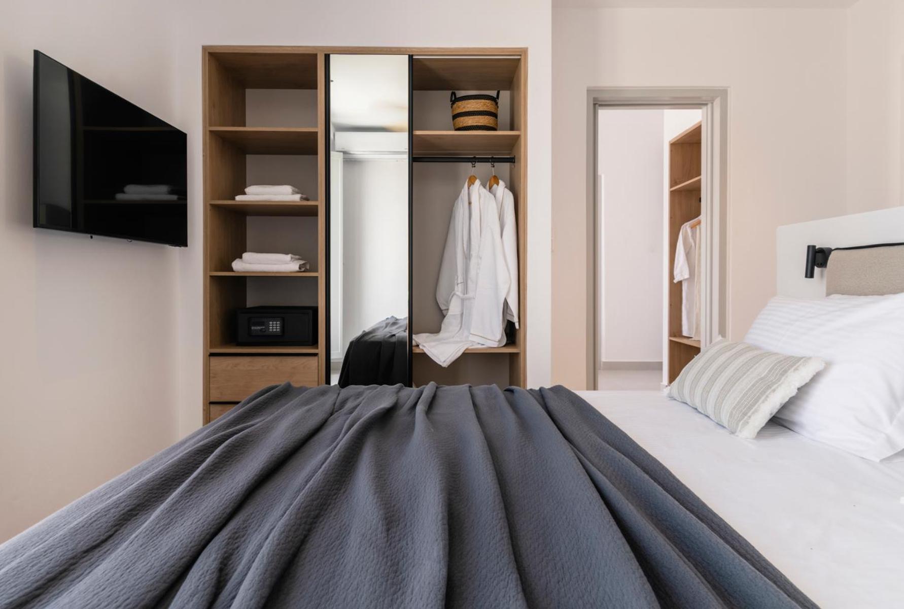 Quartano Suites By Heliessa, Adults Only Naousa  Luaran gambar